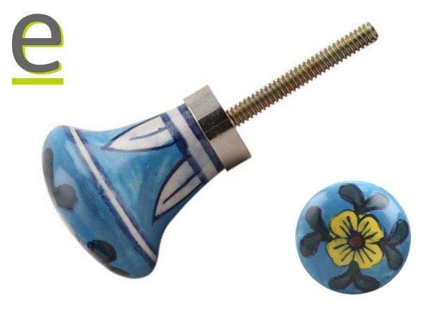 Acquista online i Pomelli in Ceramica azzurra con fiori gialli e blu che potrai montare da solo sui tuoi mobili
