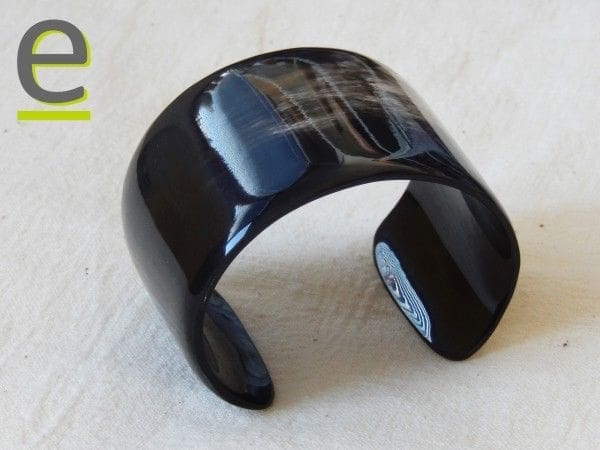 bracciali di corno, bracciali in corno