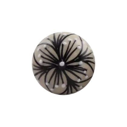 Pomello FBK-36 in ceramica con grande fiore nero su fondo chiaro e piccoli rilievi bianchi