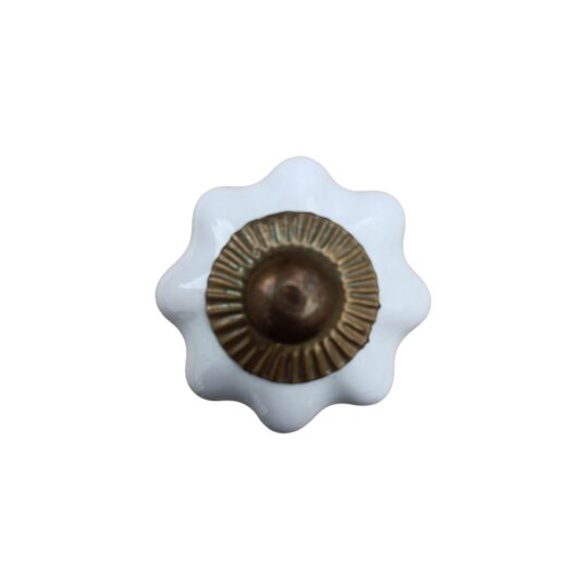 Pomello piccolo bianco SCMK-114 in ceramica a fiore con base in metallo anticato