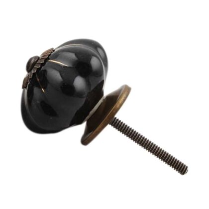 Pomello nero con linee oro in ceramica e accessori con finitura anticata/bronzata SCMK-158